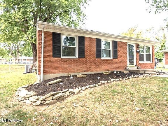 4th image of 6 Mango Ct