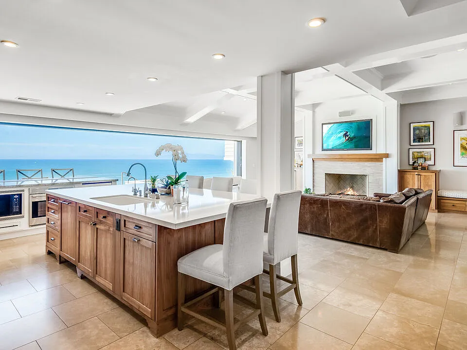 517 Paseo De La Playa