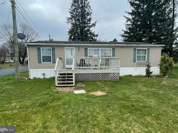 65 Lilac Dr, Honey Brook, PA 19344