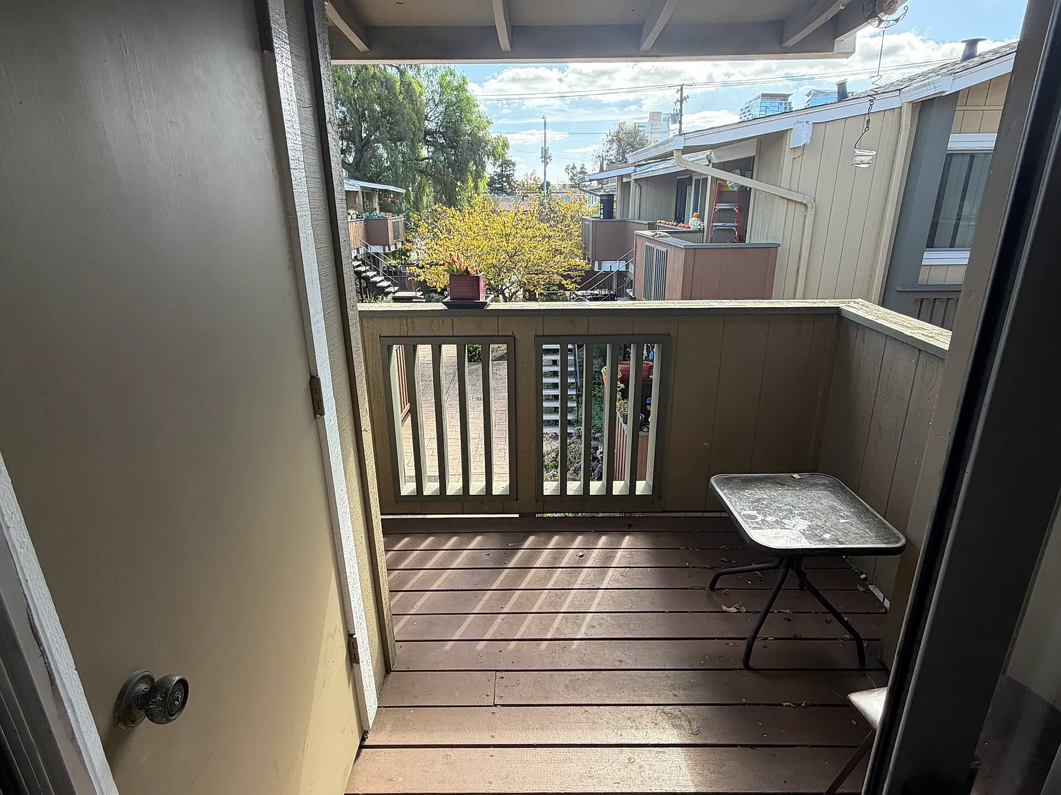 1 bed, 650 sqft, $2,200 — Photo 3