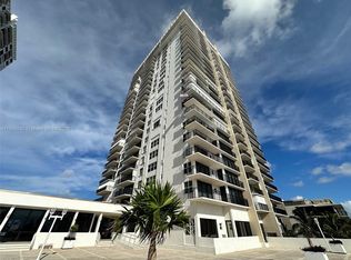 Quadomain Tower  Valencia, Hollywood, FL 33019