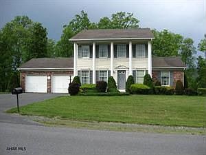 2nd image of 5239 Forest Ave