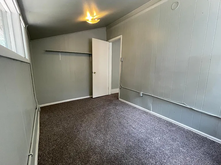 312 Ruxton Ave #9 — Photo 8