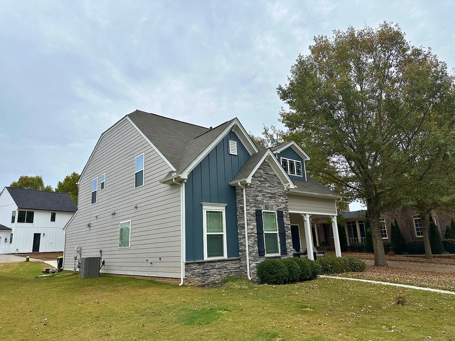3 bed, 2.5 bath, 2000 sqft, $2,250 — Photo 4