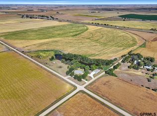 903 406th Rd, Beaver Crossing, NE 68313