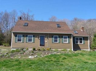 8 Park Pl, Durham, CT 06422