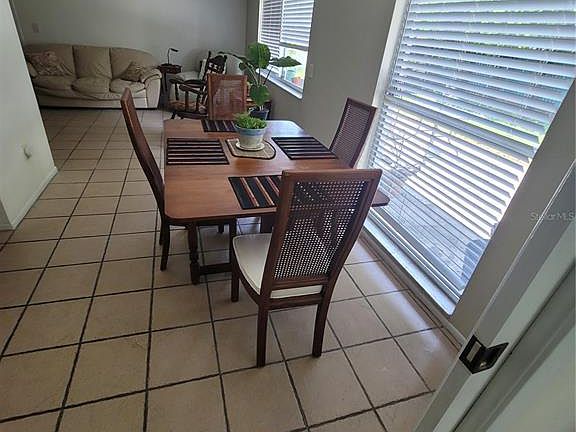 3rd image of 9826 Lehigh Dr