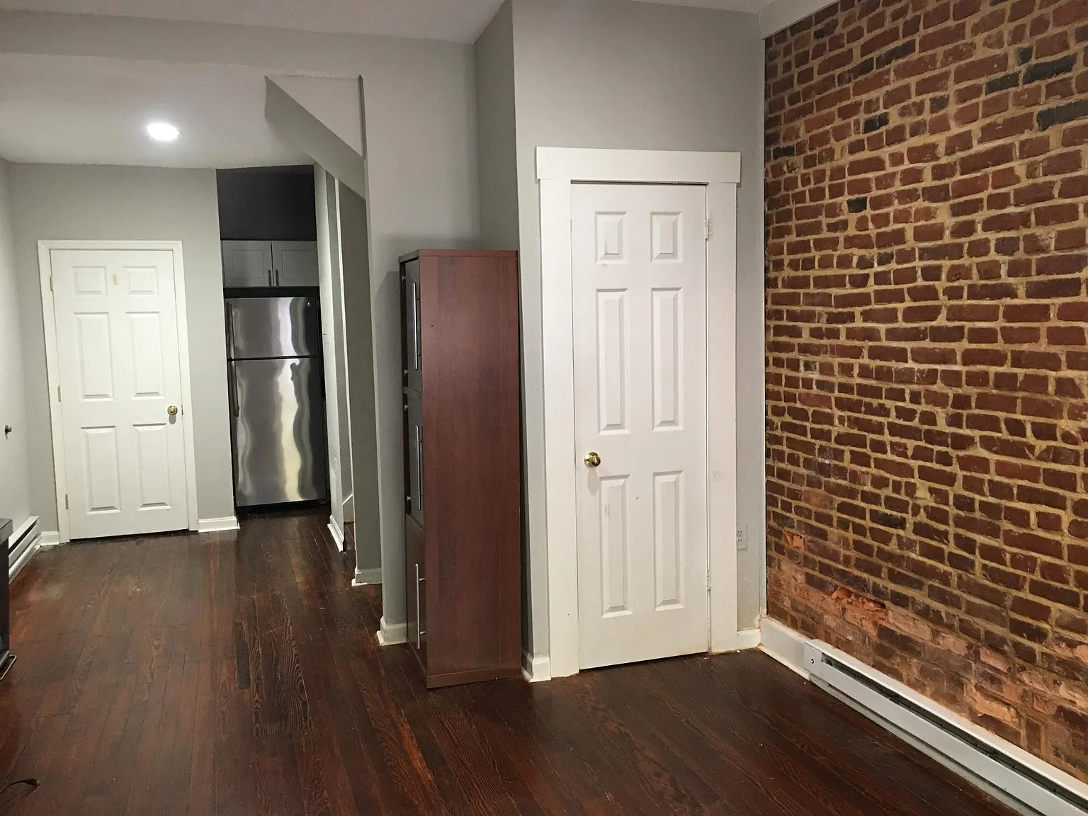 723 S Bond St — Photo 2