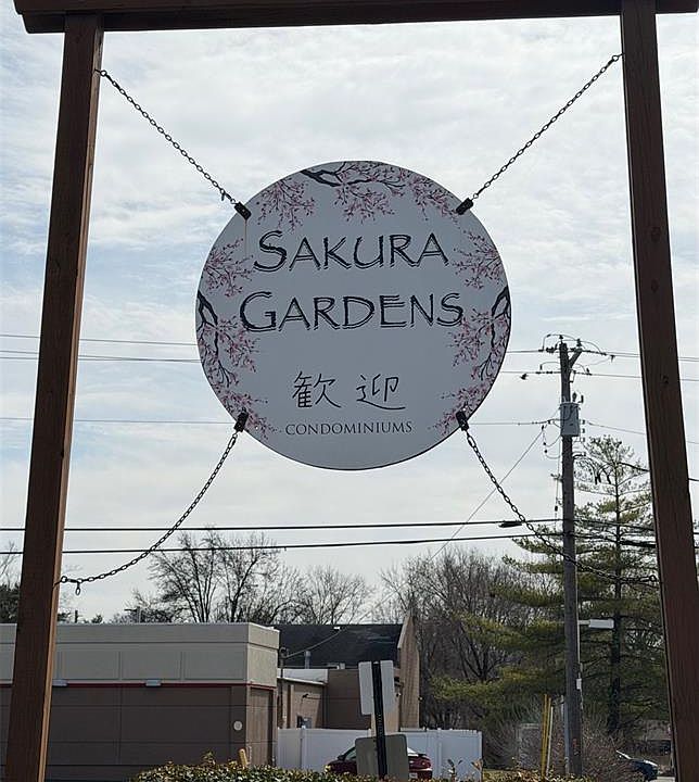 1st image of 10005 Sakura Dr APT D