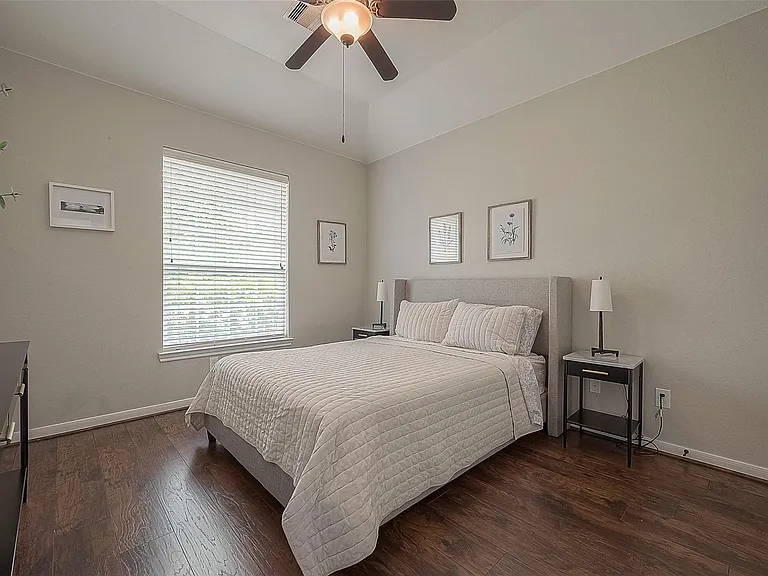 167 Pinto Point Pl — Photo 31
