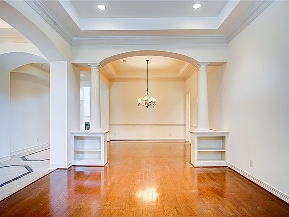 4th image of 25507 Wildbrook Crossing Ln