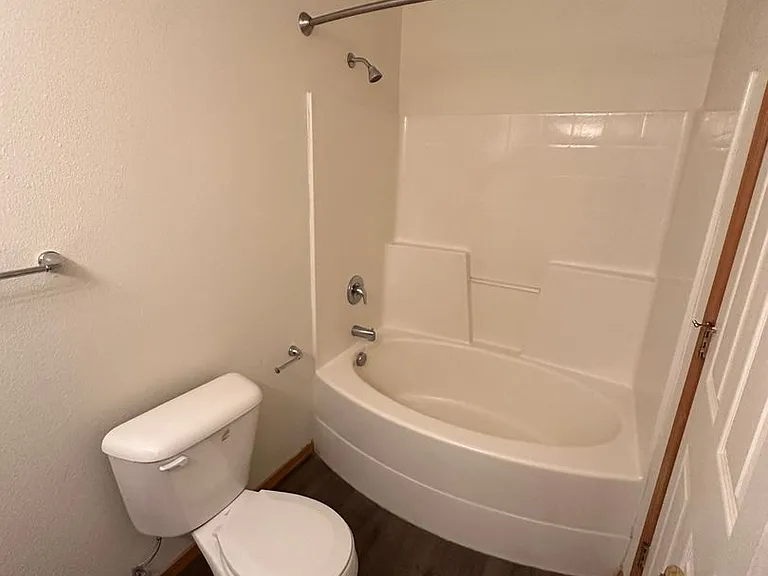7820 Three Rivers Dr — Photo 36