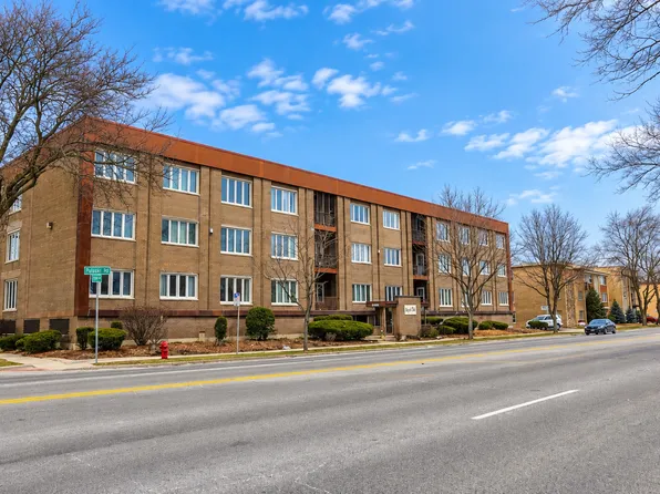 10048 S Pulaski Rd APT 2C, Oak Lawn, IL 60453