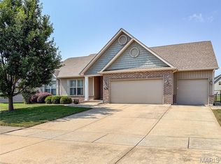1027 Richland Park Dr, O Fallon, IL 62269