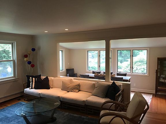 5th image of 23 Covewood Dr