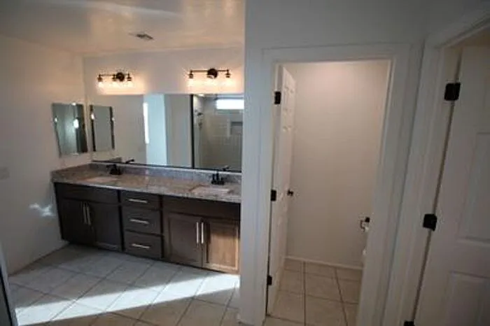 10947 W Renwick Dr — Photo 77