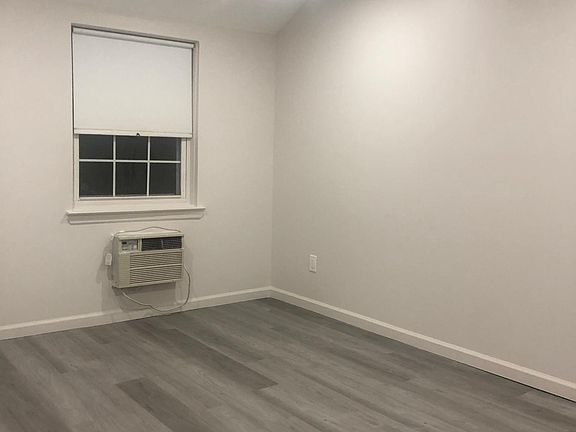 5th image of 24041 67th Ave