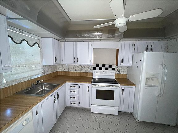 2nd image of 6200 NW 44th St APT 114