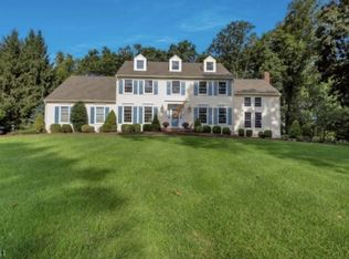 40 Rustic Trl, Raritan Twp., NJ 08822