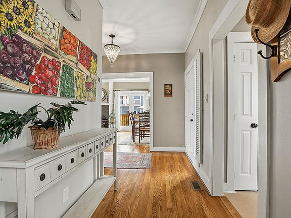 4th image of 6023 Sentinel Dr