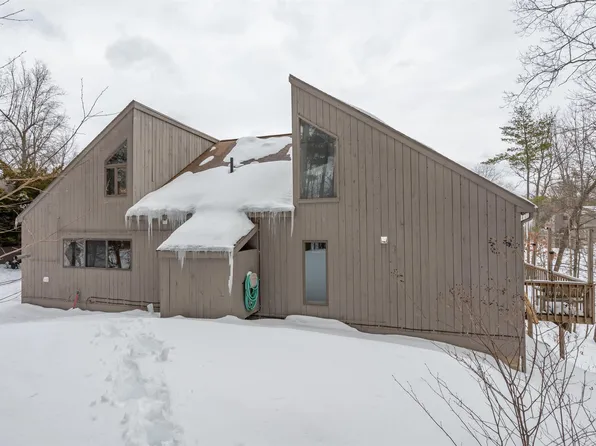 44 Coburn Woods Avenue #44, Nashua, NH 03063