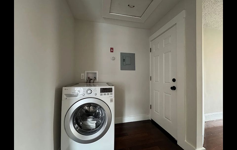 1st image of 47-49 Mead St #3