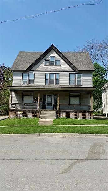2nd image of 119 College Pl