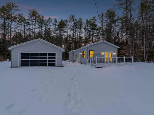 4 Deer Crossing Rd, Limerick, ME 04048