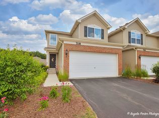 7118 Hidden Green Cir, Fox Lake, IL 60020