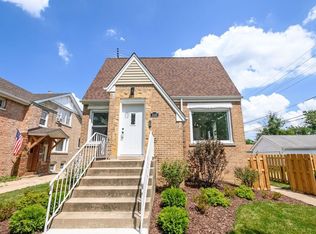 3335 Sunnyside Ave, Brookfield, IL 60513