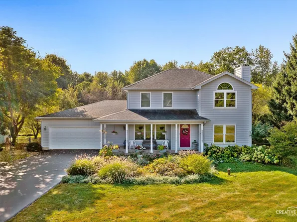 37W645 Heritage Dr, Batavia, IL 60510