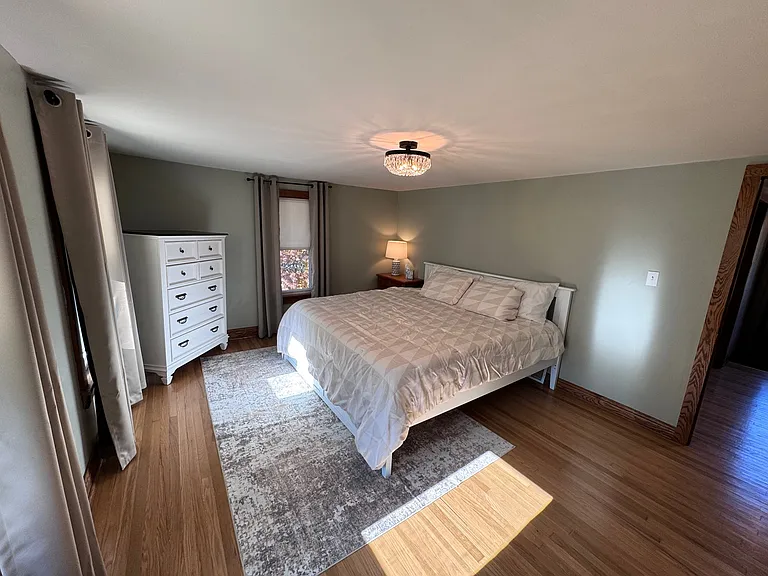 1253 Broad St — Photo 8