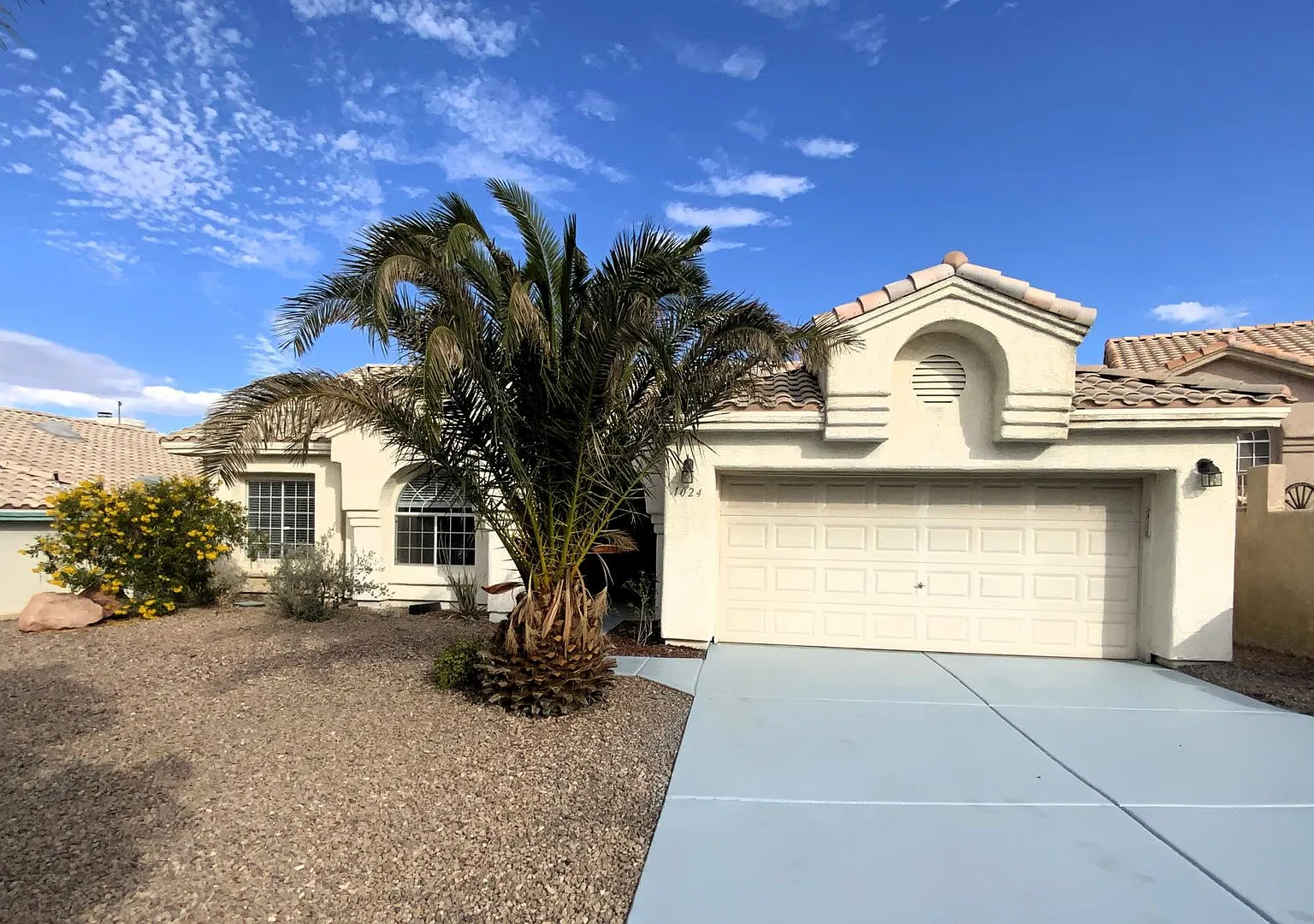 3 bedroom 2 Bath home in Henderson! — Photo 1