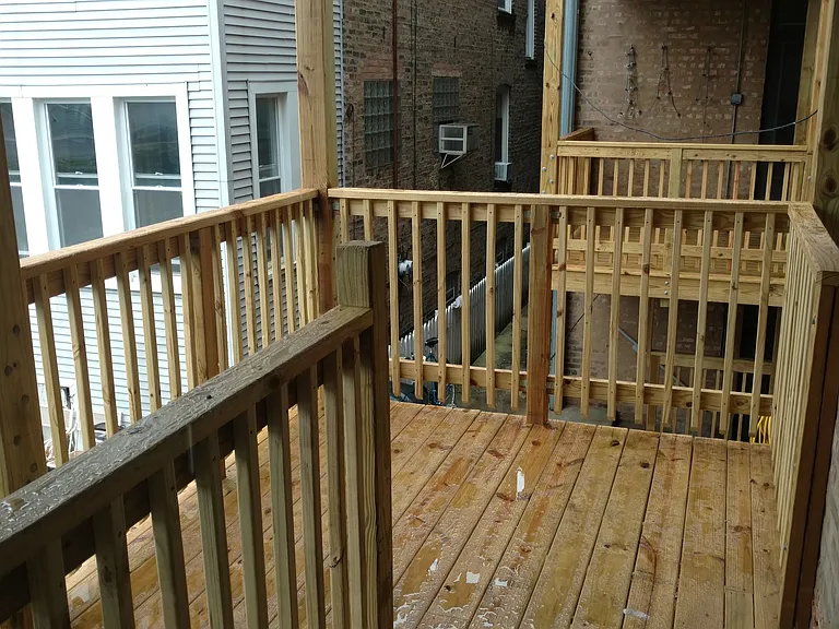 2631 W Ainslie St #1 — Photo 14
