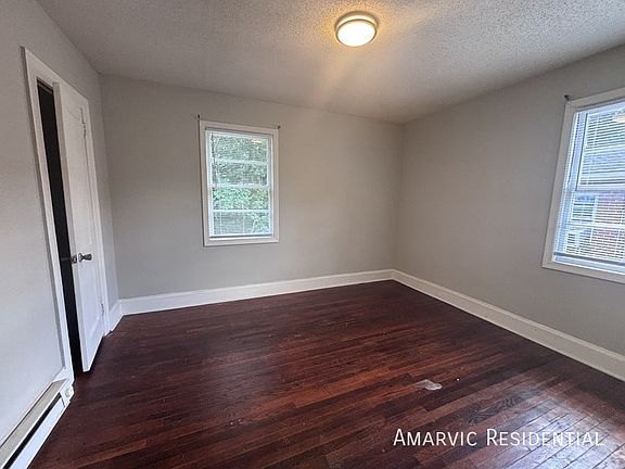 4th image of 407 Dexter St