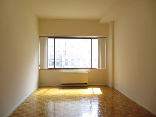 Sold by Starts New York Realty LLC | media 5