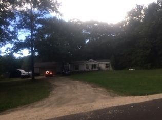 115 Henry Rd, Houghton Lake, MI 48629