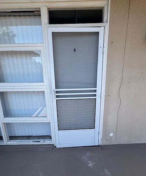 1108 E Villa St #J — Photo 2