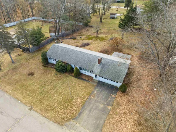 61 Hillcrest Drive, Laconia, NH 03246