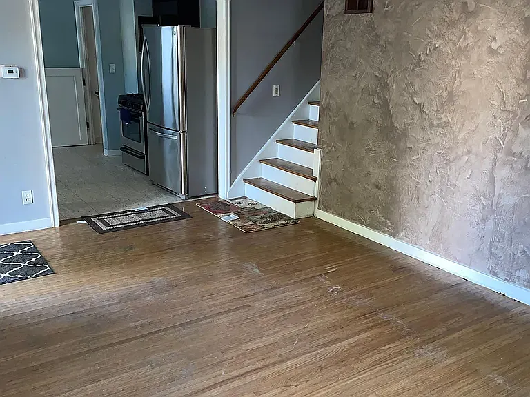 3 bed, 1332 sqft, $1,800 — Photo 2