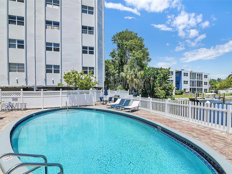 1770 E Las Olas Blvd #505 — Photo 37