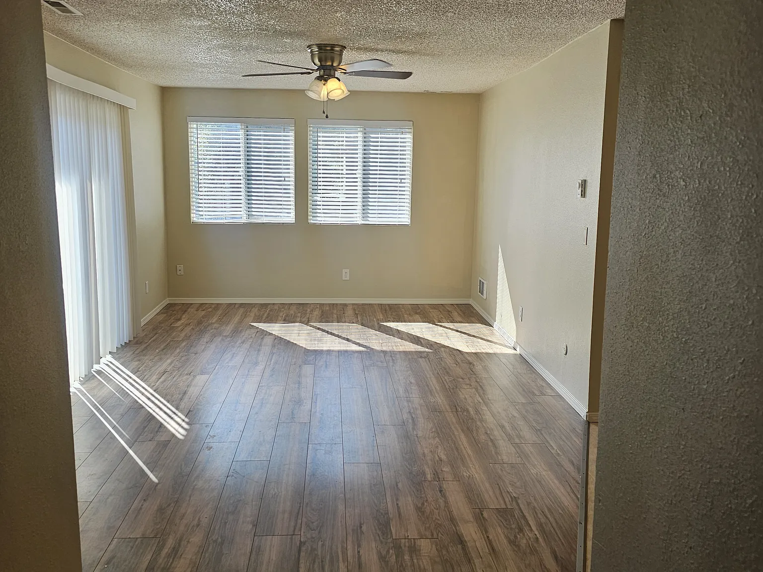 2 bed, $1,575 — Photo 1