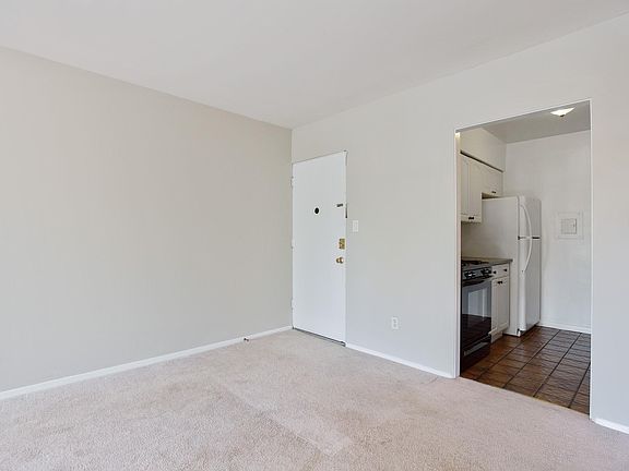4th image of 412 N Alfred St APT 2