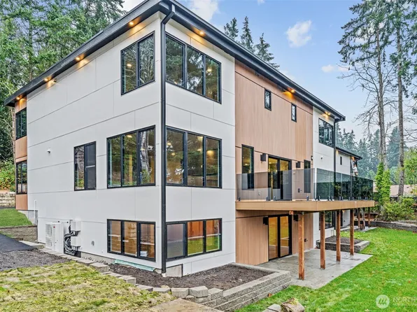 7905 240th Street SW, Edmonds, WA 98026