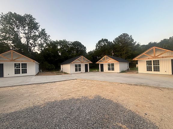 2nd image of 1766 Nisbet Lake Rd