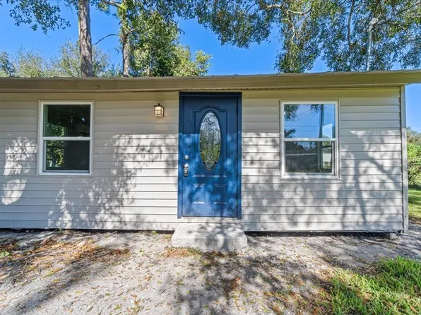 454 Ellis St, North Fort Myers, FL 33903