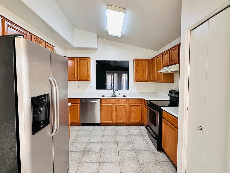 4826 W Ponderosa Ln — Photo 17