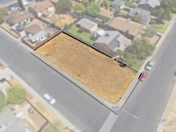 1103 E Simpson Ave, Fresno, CA 93704
