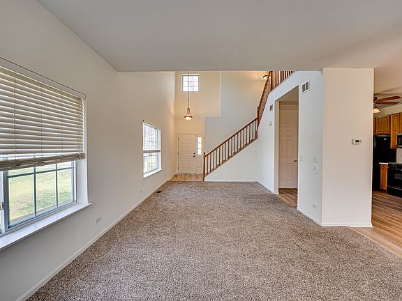 4th image of 340 Abington Woods Dr #D