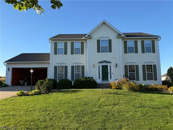 4125 Southwyck Rd, Uniontown, OH 44685